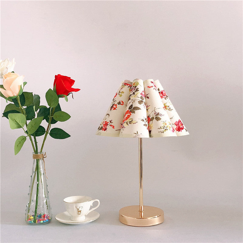 Printed Fabric Petal Bedroom Table Lamp