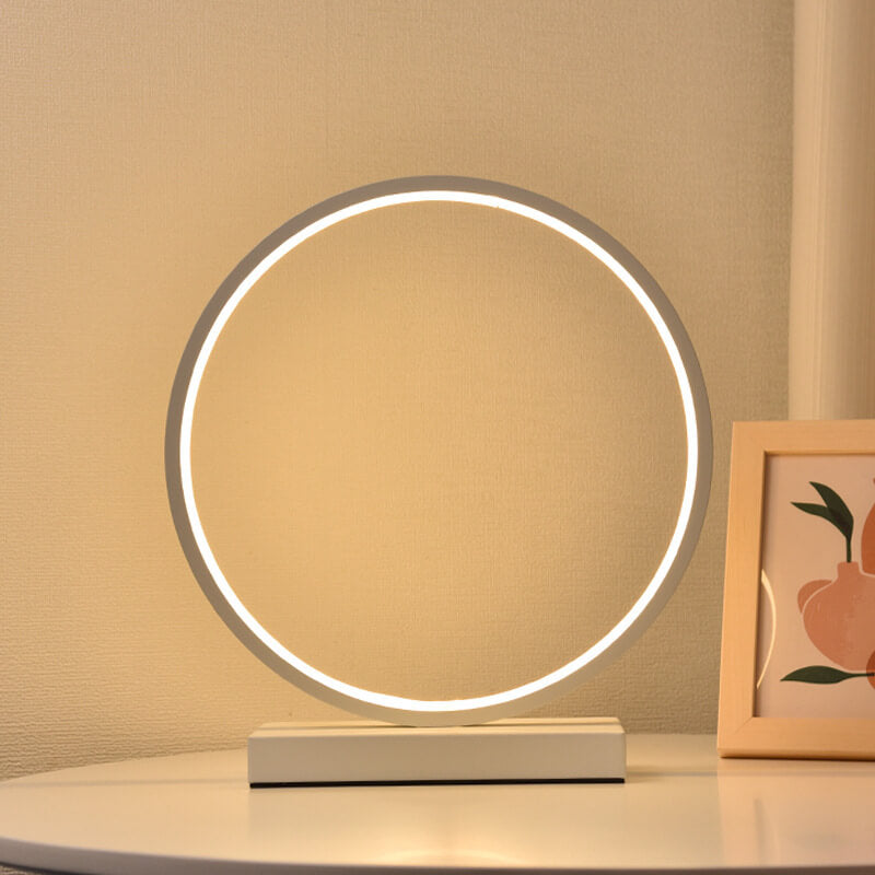 Circle Deer Night Table Lamp