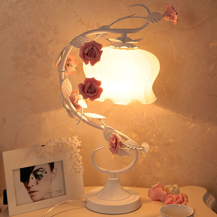 Romantic Pink Glass Ceramics Table Lamp