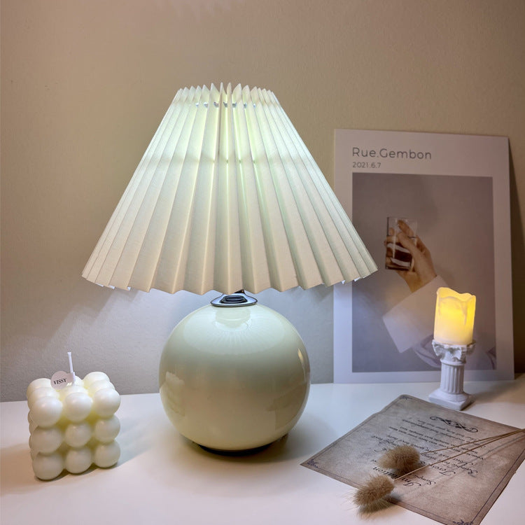 Round Fabric Pleated Ceramic Table Lamp