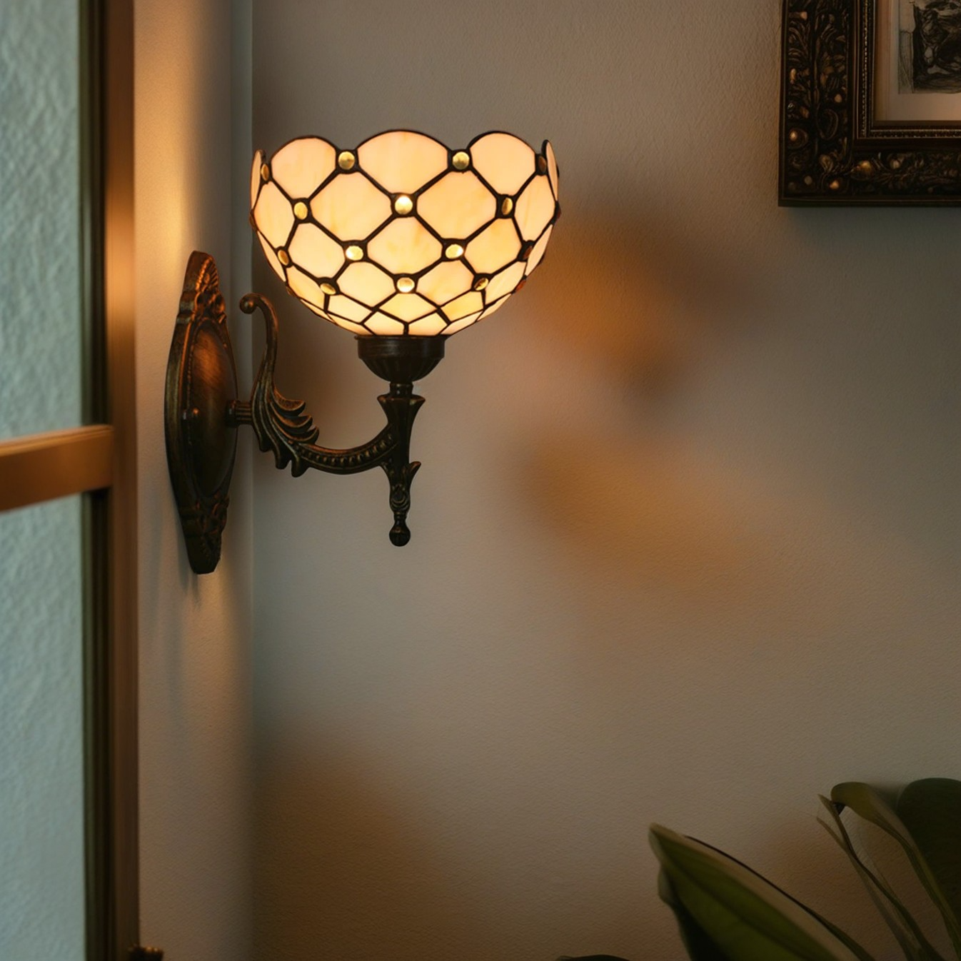 Half Circle Alloy Iron Wall Lamp