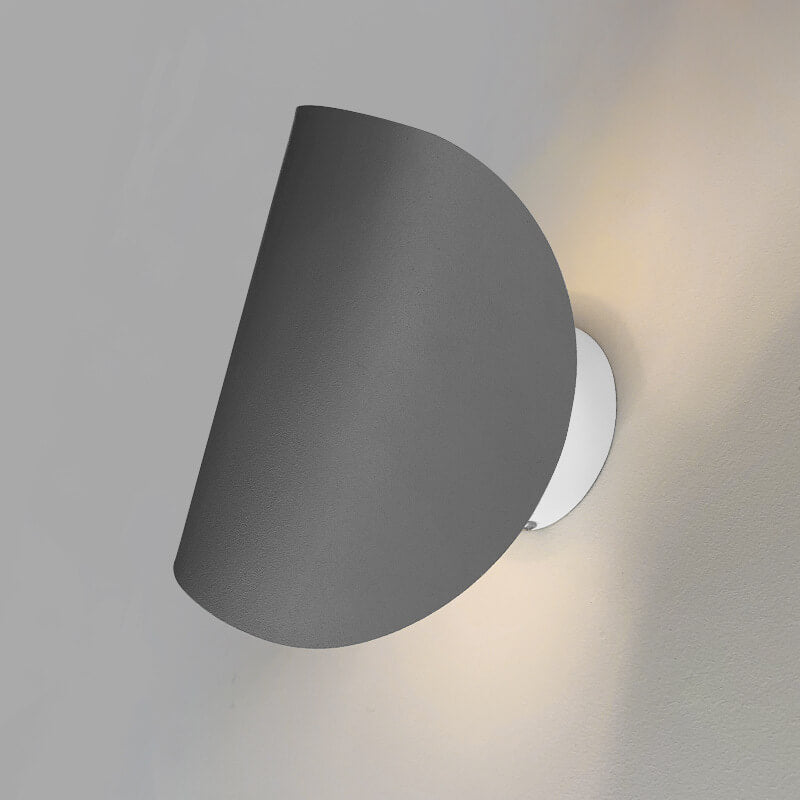 Curved Arc Iron Wall Lamp
