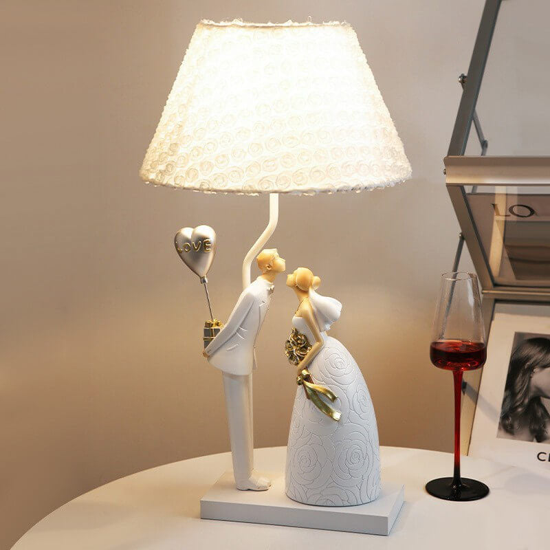 Romantic Resin Hugging Couple Table Lamp
