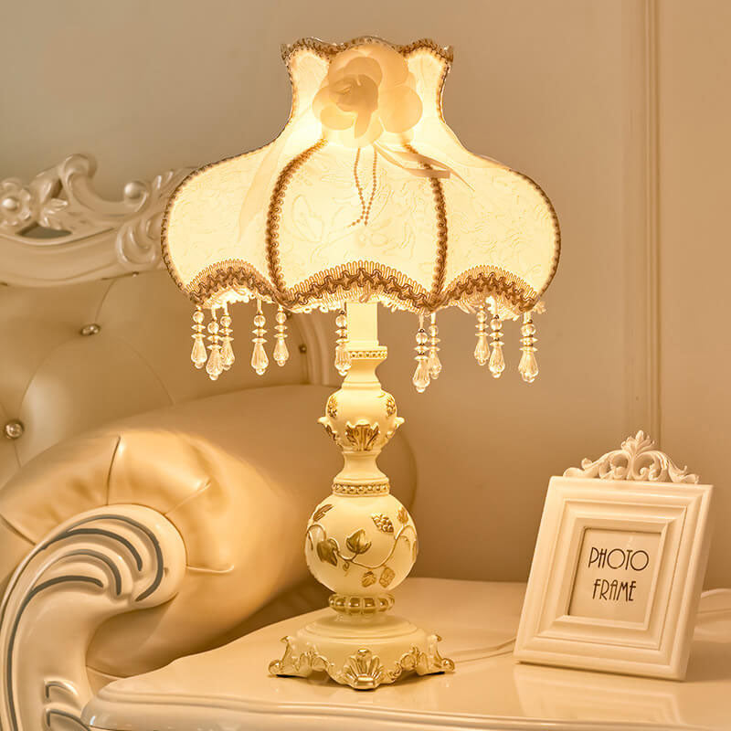 Carving Resin Fabric Alloy Table Lamp