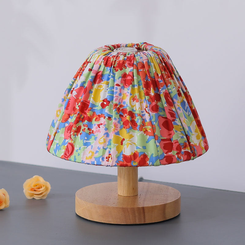 Iron Flower Shape Table Lamp