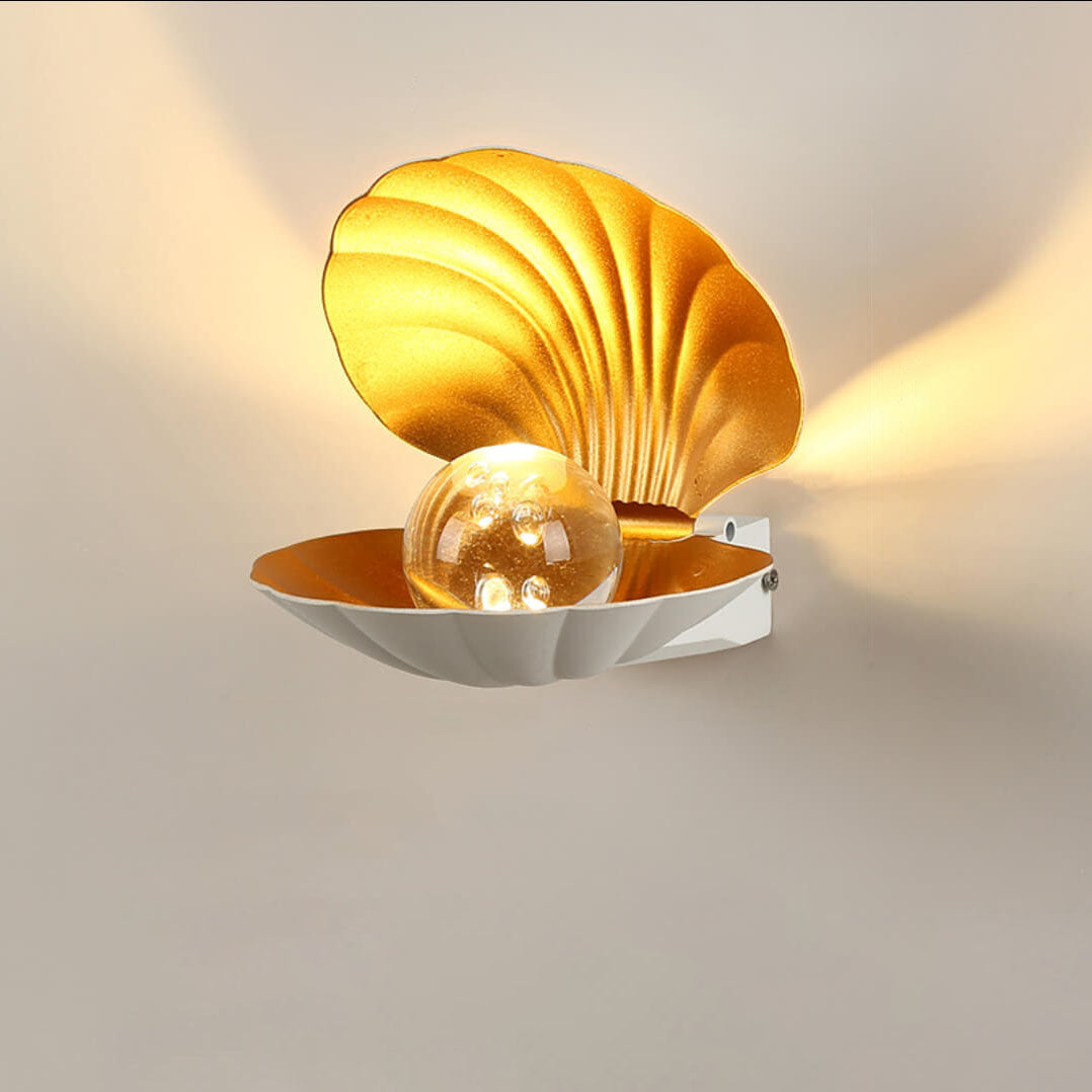 Shell Aluminum Outdoor Light