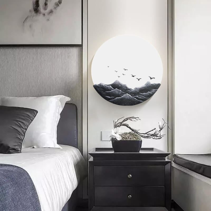 Classical Three-Dimensional Sculpture Resin Wall Lamp