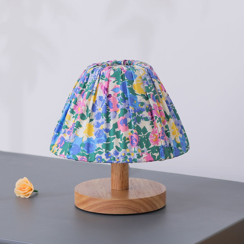 Iron Flower Shape Table Lamp