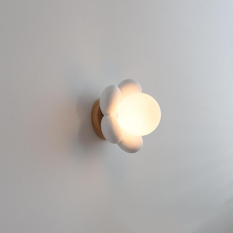 Flower Shaped Ceramic Wood Wall Lamp