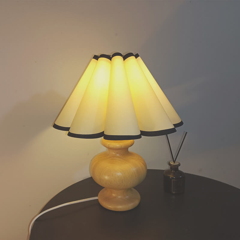 Half-circle Log Cloth Table Lamp