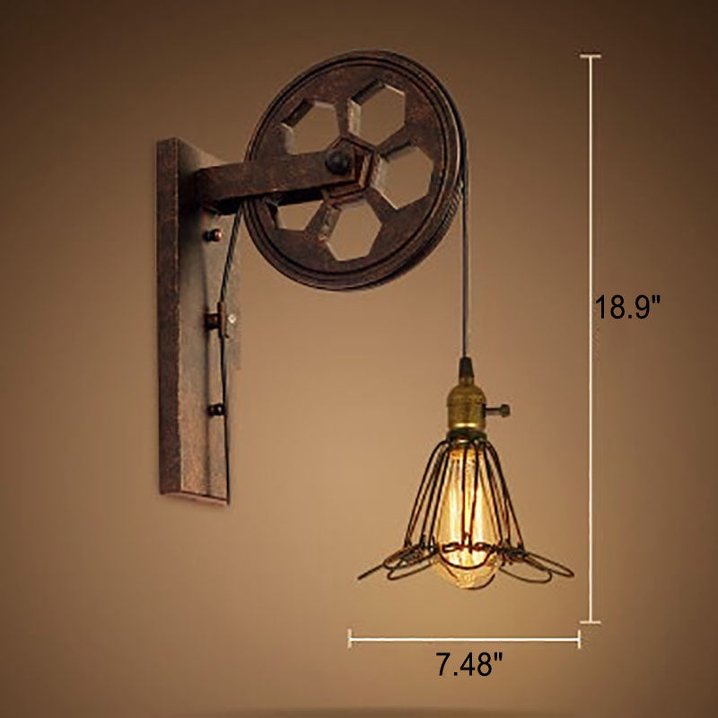 Pulley Iron Wall Lamp