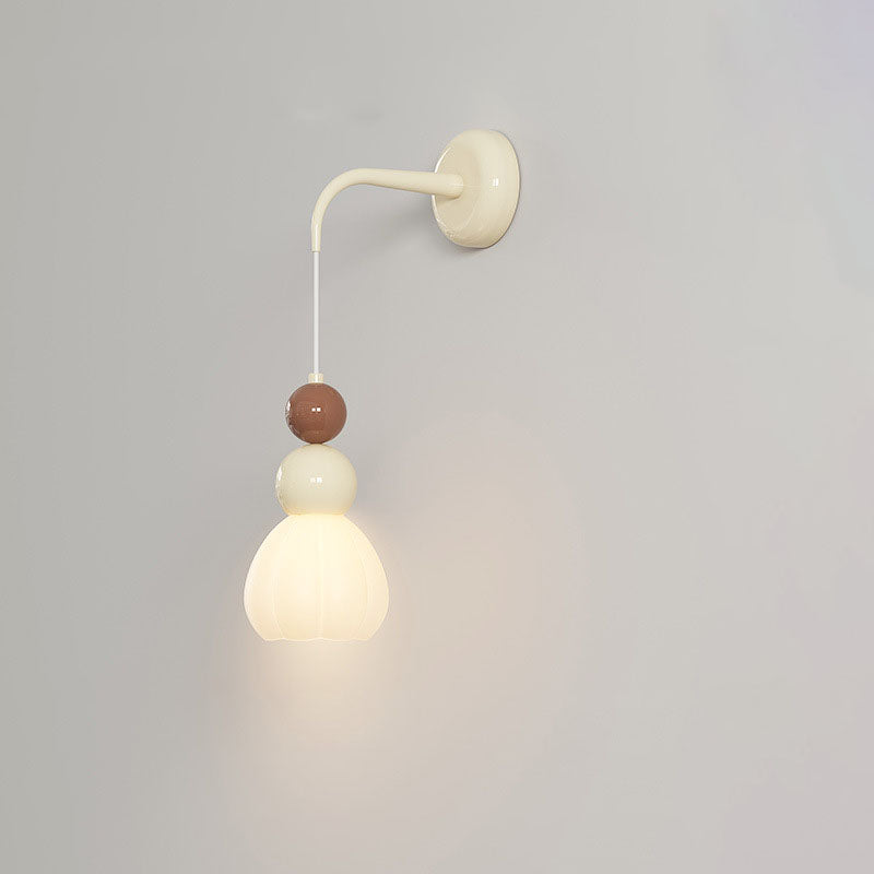 Round Gourd Petal Hardware Wall Lamp