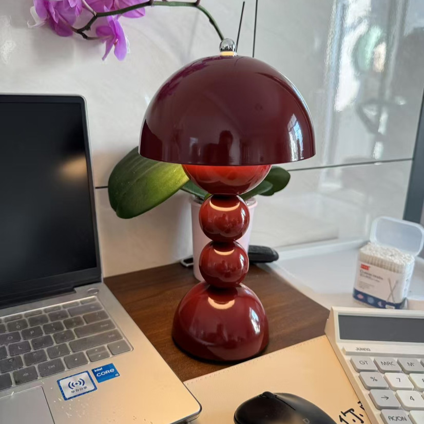Flower Bud Iron Bedroom Table Lamp